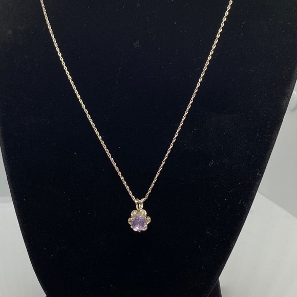 Silver 925 Lavender Amethyst Solitaire Necklace - Picture 2 of 7